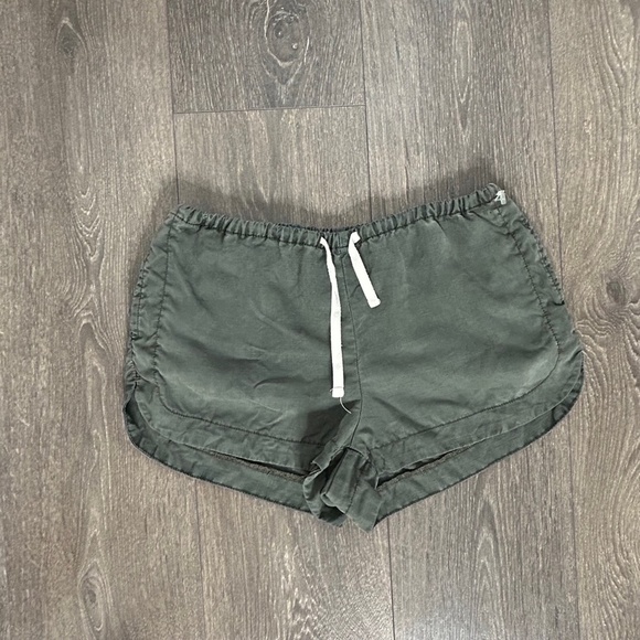 Aritzia Azure Skies Trope Shorts Chambray Drawstring Waist Army Green Size XXS - Picture 10 of 15
